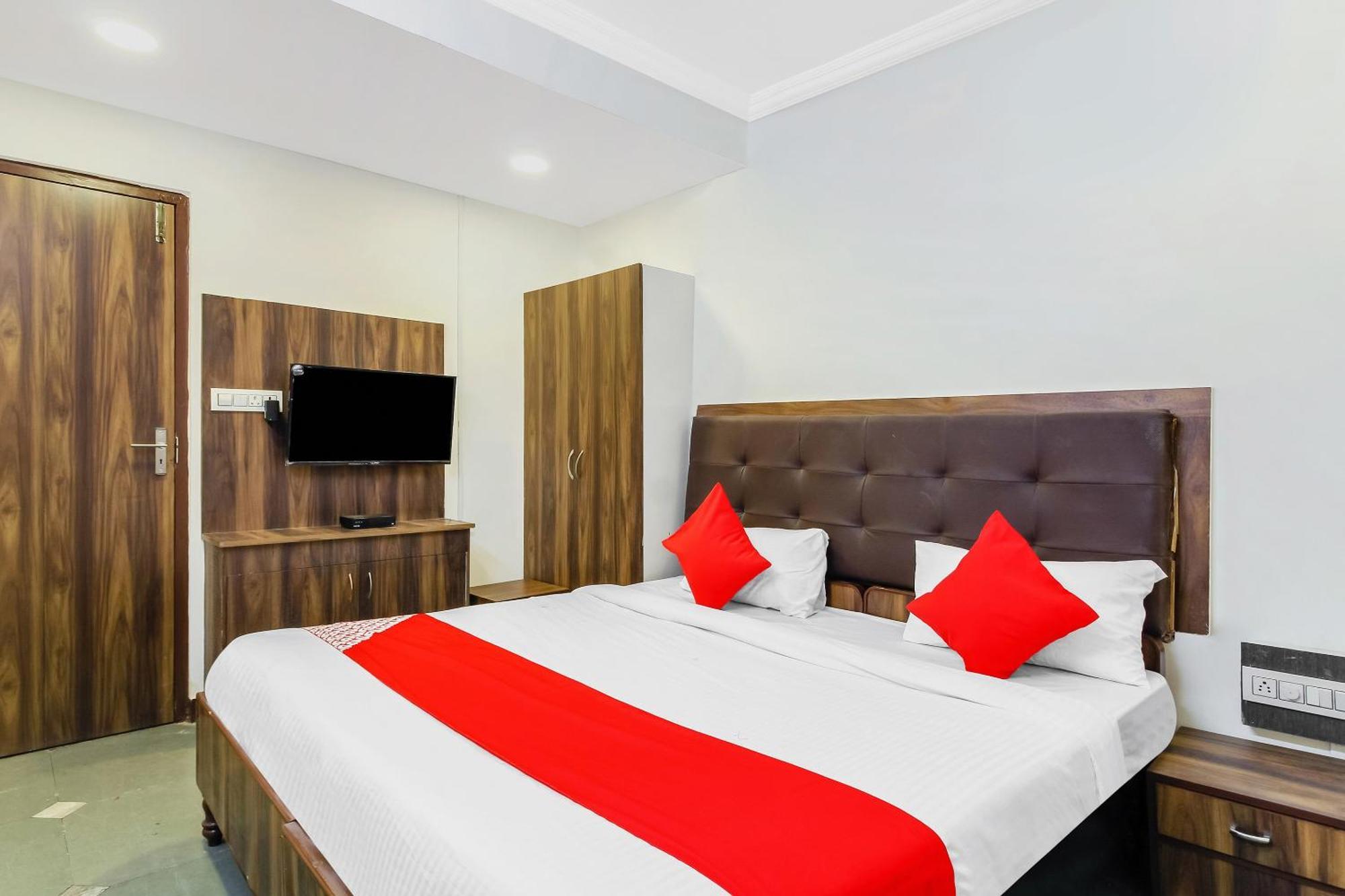 Hotel O Tokyo Hyderabad Ngoại thất bức ảnh