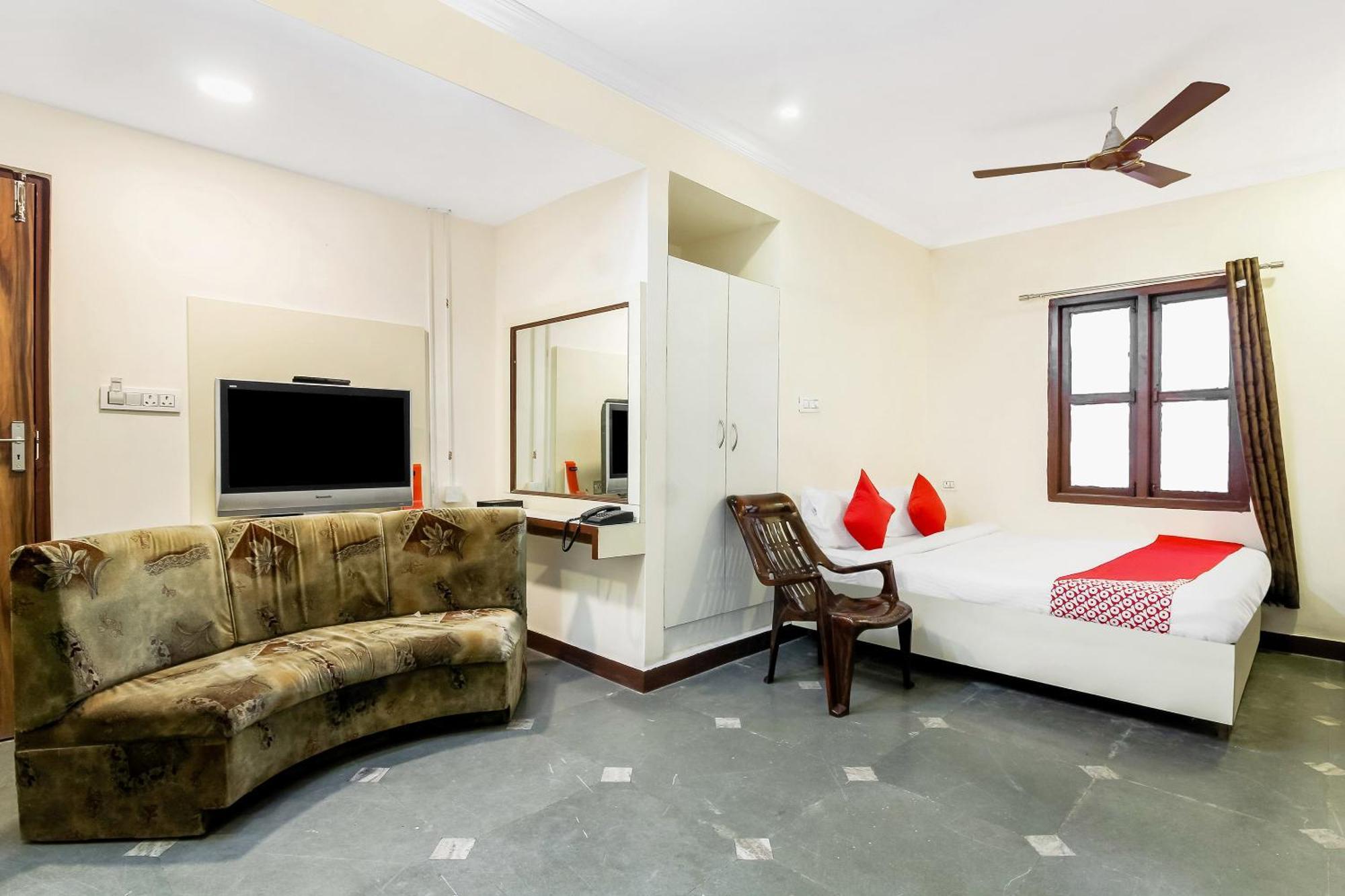 Hotel O Tokyo Hyderabad Ngoại thất bức ảnh
