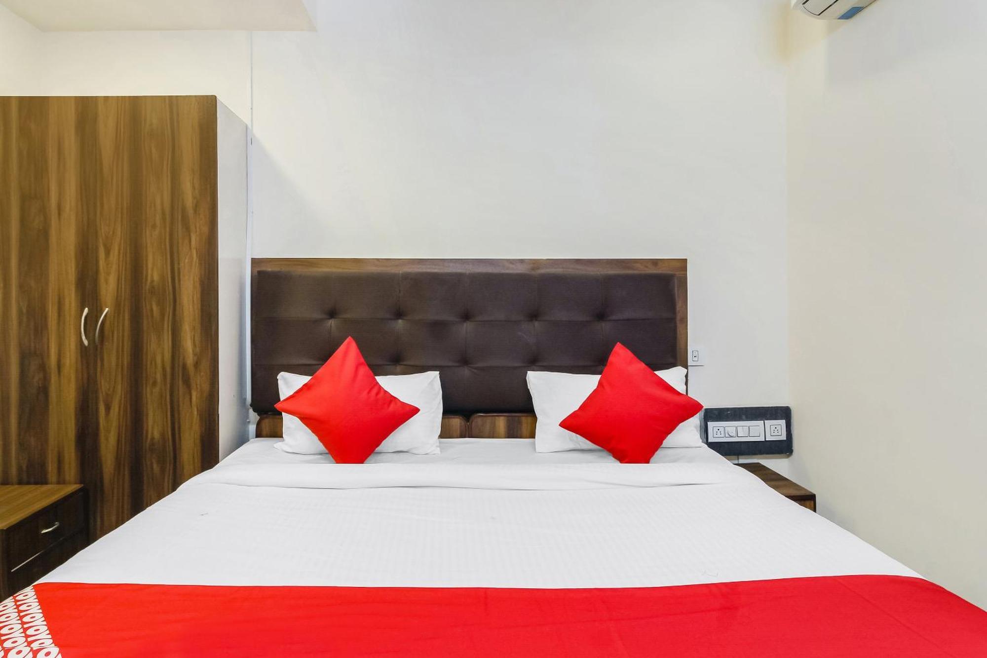 Hotel O Tokyo Hyderabad Ngoại thất bức ảnh